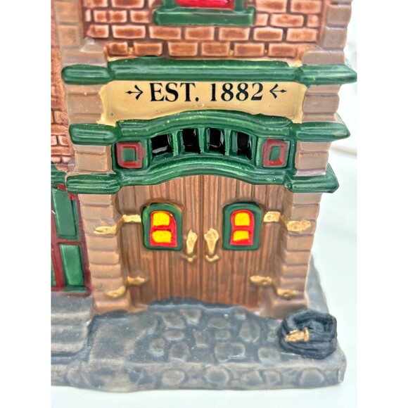 Lemax Village Collection Fire House No 3 Lighted Building 2004 #323095 Working! - Picture 14 of 16